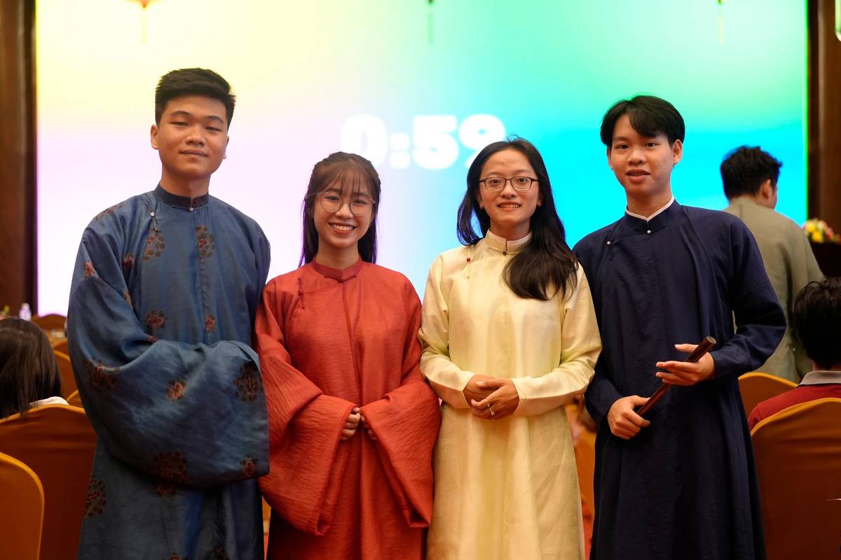 Khoảnh khắc Mùa 3
